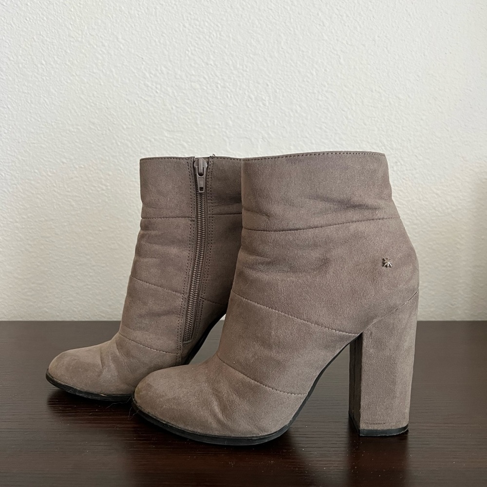 Callisto suede booties size 6.5